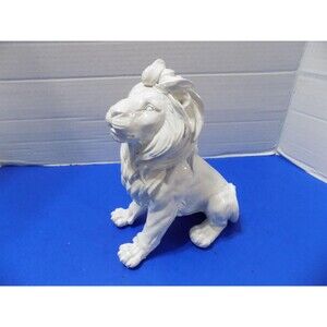 NEW Majestic Lion King Statue Figurine Wild Animal Cat Leo